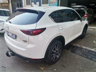 2017 Mazda CX-5 2.2 DE Active 4x2 AT, White with 71000km available now!