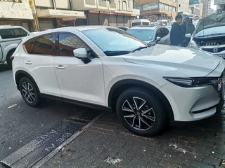 2017 Mazda CX-5 2.2 DE Active 4x2 AT, White with 71000km available now!