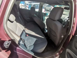 2011 Ford Fiesta 1.4 Ambiente, Purple with 118000km available now!