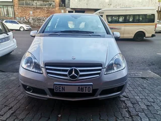 2011 Mercedes-Benz A 180 Avantgarde, Silver with 105000km available now!