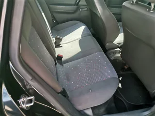 2007 Volkswagen Polo 1.4 Comfortline, Black with 91000km available now!