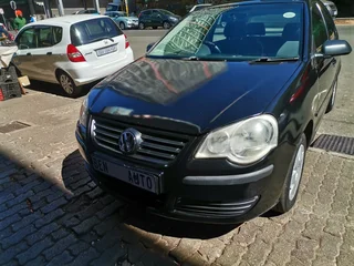 2007 Volkswagen Polo 1.4 Comfortline, Black with 91000km available now!
