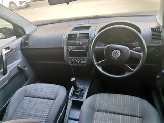 2009 Volkswagen Polo 1.4 Comfortline, Blue with 92000km available now!