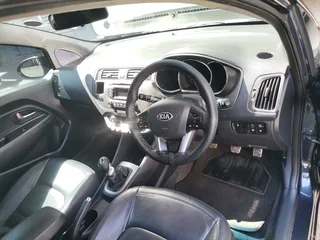 2014 Kia Rio 1.4 5-Door, Grey with 99000km available now!