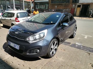 2014 Kia Rio 1.4 5-Door, Grey with 99000km available now!