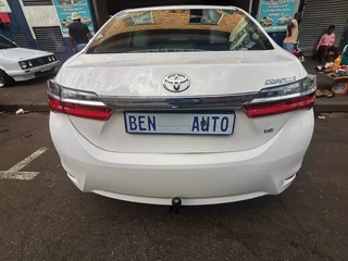 2018 Toyota Corolla 1.6 Prestige, White with 92000km available now!