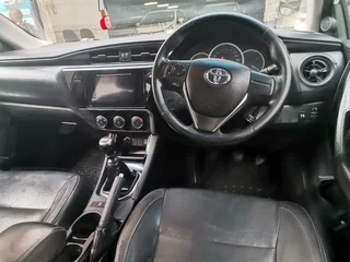 2018 Toyota Corolla 1.6 Prestige, White with 92000km available now!