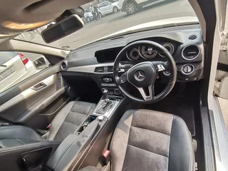 2013 Mercedes-Benz C 250 BlueEFFICIENCY Avantgarde 7G-Tronic, White with 96000km available now!