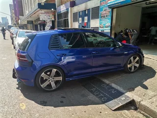 2015 Volkswagen Golf VII MY17 2.0 TSI R 4Motion DSG (PA), Blue with 115000km available now!