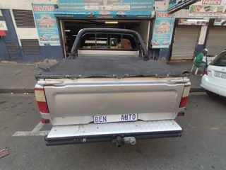 2004 Toyota Hilux 2400D LWB, Silver with 107000km available now!