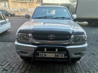 2004 Toyota Hilux 2400D LWB, Silver with 107000km available now!