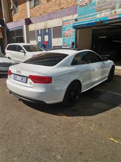 2010 Audi A5 Coupe 2.0 TFSI, White with 95000km available now!