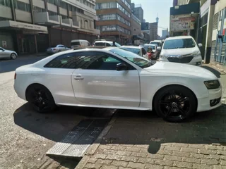 2010 Audi A5 Coupe 2.0 TFSI, White with 95000km available now!