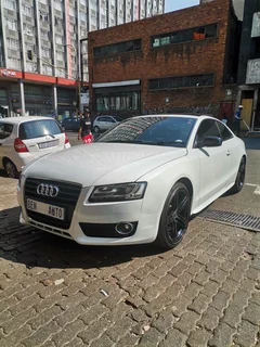2010 Audi A5 Coupe 2.0 TFSI, White with 95000km available now!