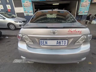 2018 Toyota Corolla Quest 1.6, Silver with 87000km available now!