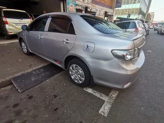 2018 Toyota Corolla Quest 1.6, Silver with 87000km available now!