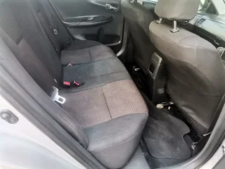 2018 Toyota Corolla Quest 1.6, Silver with 87000km available now!