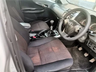 2018 Toyota Corolla Quest 1.6, Silver with 87000km available now!