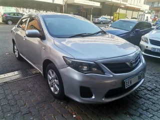 2018 Toyota Corolla Quest 1.6, Silver with 87000km available now!