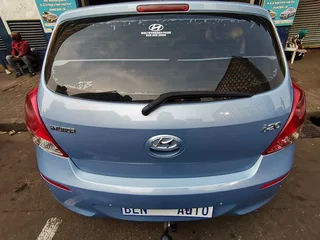2014 Hyundai i20 1.4 Fluid, Blue with 88000km available now!