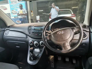 2012 Hyundai i10 1.2 GLS, Blue with 20000km available now!