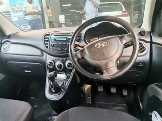 2012 Hyundai i10 1.2 GLS, Blue with 20000km available now!