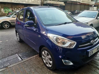 2012 Hyundai i10 1.2 GLS, Blue with 20000km available now!