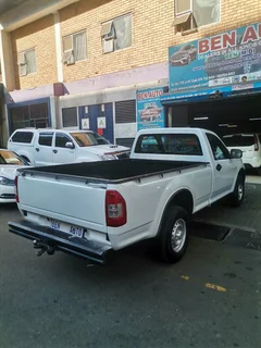2013 Isuzu KB 200, White with 81000km available now!