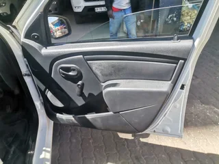 2019 Nissan NP200 1.5 dCi Base, Silver with 77000km available now!