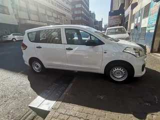 2017 Suzuki Ertiga 1.4 GL, White with 87000km available now!