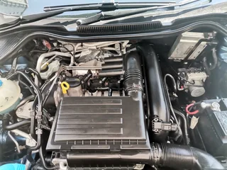 2014 Volkswagen Polo 1.2 TSI Comfortline, Blue with 121000km available now!