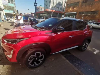 2023 Nissan Magnite MY22.11 1.0T Acenta Red Edition, Red with 80000km available now!