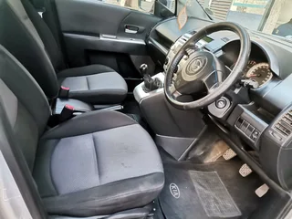 2009 Mazda Mazda5 2.0 Active, Silver with 110000km available now!