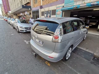 2009 Mazda Mazda5 2.0 Active, Silver with 110000km available now!