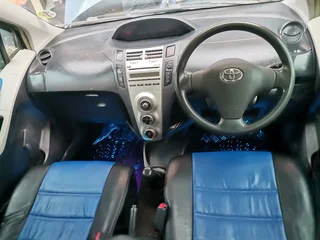 2008 Toyota Yaris 1.3 T3 5-Door, Blue with 91000km available now!