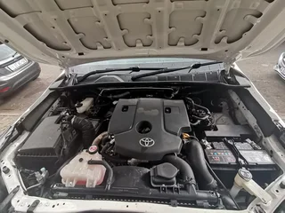 2023 Toyota Hilux 2.4 GD-6 4x4 SR, White with 89000km available now!