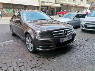 2013 Mercedes-Benz C 200 BlueEFFICIENCY Avantgarde, White with 89000km available now!