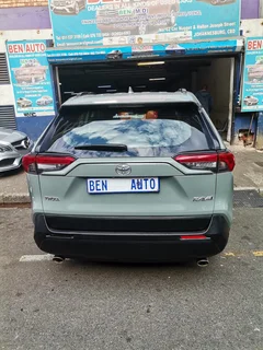 2020 Toyota RAV4 2.0 GX 5-Door 4x4, Green with 106000km available now!