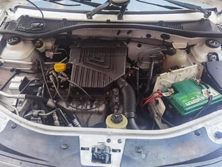 2023 Nissan NP200 1.6 8V A/C, White with 43000km available now!