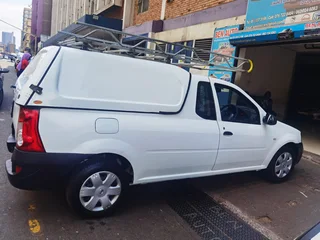 2023 Nissan NP200 1.6 8V A/C, White with 43000km available now!