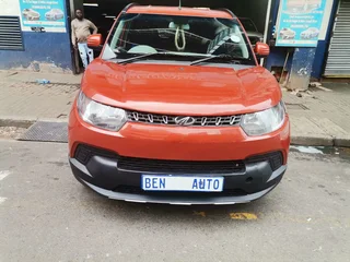 2017 Mahindra KUV 100 Nxt 1.2 K6&#43;, Orange with 69000km available now!