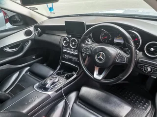 2016 Mercedes-Benz C 200 BE AMG, Silver with 91000km available now!
