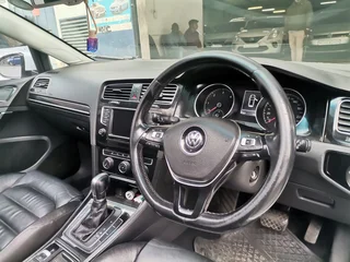 2017 Volkswagen Golf 7 2.0 TDI BMT Highline DSG, White with 89000km available now!