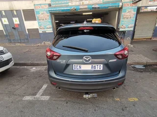 2017 Mazda CX-5 2.0 Dynamic 4x2 AT, Blue with 107000km available now!