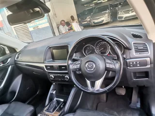 2017 Mazda CX-5 2.0 Dynamic 4x2 AT, Blue with 107000km available now!