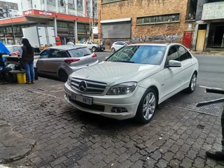 2011 Mercedes-Benz C 200 BlueEFFICIENCY Classic, White with 102000km available now!