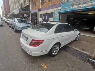 2011 Mercedes-Benz C 200 BlueEFFICIENCY Classic, White with 102000km available now!
