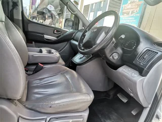 2014 Hyundai H1 MY15 2.5 VGTi 9-Seater Bus AT, White with 106000km available now!