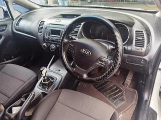 2013 Kia Cerato 1.6 5-Door, White with 87000km available now!