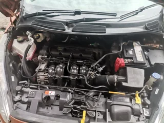 2014 Ford Fiesta 1.4i 5-Door, Brown with 86000km available now!